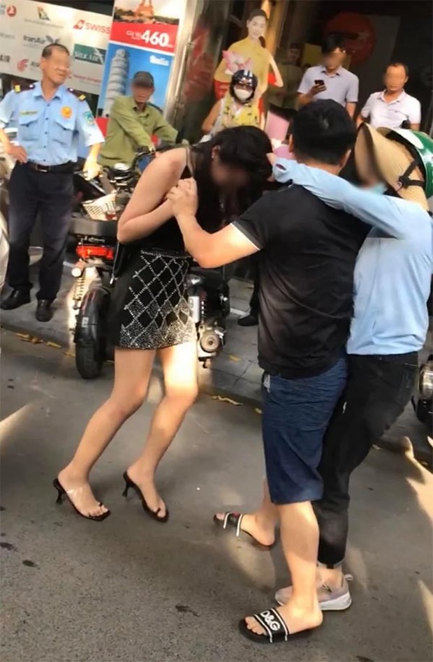 Cô gái được cho là Tuesday trong vụ đánh ghen trên phố Lý Nam Đế lần đầu lên tiếng: Tôi đã được bồi thường bằng tiền mặt, giải quyết mọi chuyện trong hòa bình - Ảnh 1.