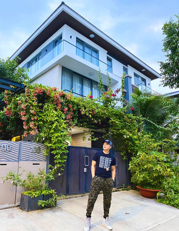 Cận cảnh biệt thự triệu đô của Cao Thái Sơn: Góc nào cũng toát lên mùi chanh sả, ban công có view cực ăn tiền - Ảnh 3. Cận cảnh biệt thự triệu đô của Cao Thái Sơn: Góc nào cũng toát lên mùi chanh sả, ban công có view cực ăn tiền - Ảnh 3.