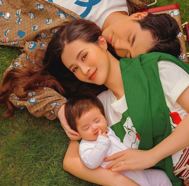 Chân dung thế lực nhí giật trọn spotlight của cả dàn sao công ty Đông Nhi - Ông Cao Thắng, cưng thế này hỏi sao cô chú mê chữ ê kéo dài! - Ảnh 5.