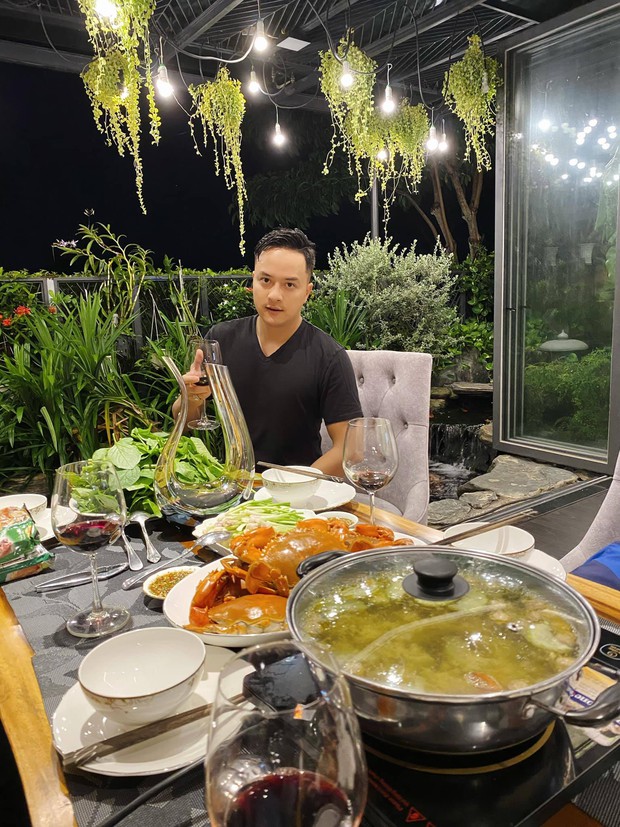 Cận cảnh biệt thự triệu đô của Cao Thái Sơn: Góc nào cũng toát lên mùi chanh sả, ban công có view cực ăn tiền - Ảnh 16. Cận cảnh biệt thự triệu đô của Cao Thái Sơn: Góc nào cũng toát lên mùi chanh sả, ban công có view cực ăn tiền - Ảnh 16.