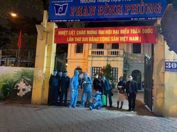 3 học sinh thuộc diện F1 và F2, trường cấp 3 tại Hà Nội cho học sinh nghỉ học từ ngày 29/1 - Ảnh 1. 3 học sinh thuộc diện F1 và F2, trường cấp 3 tại Hà Nội cho học sinh nghỉ học từ ngày 29/1 - Ảnh 1.