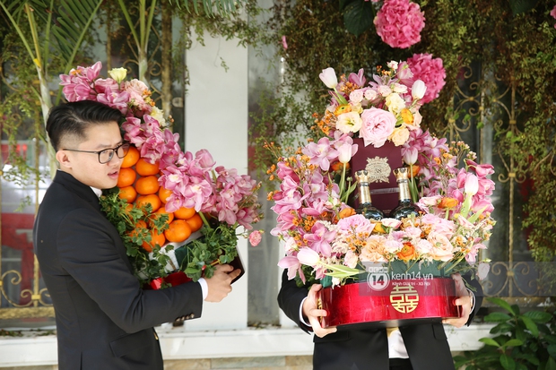 Cận cảnh sính lễ xa xỉ trong đám cưới Phan Thành - Primmy Trương: nhìn chỉ muốn loá mắt vì ghen tị - Ảnh 2. Cận cảnh sính lễ xa xỉ trong đám cưới Phan Thành - Primmy Trương: nhìn chỉ muốn loá mắt vì ghen tị - Ảnh 2.
