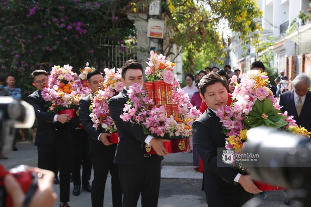 Cận cảnh sính lễ xa xỉ trong đám cưới Phan Thành - Primmy Trương: nhìn chỉ muốn loá mắt vì ghen tị - Ảnh 1. Cận cảnh sính lễ xa xỉ trong đám cưới Phan Thành - Primmy Trương: nhìn chỉ muốn loá mắt vì ghen tị - Ảnh 1.