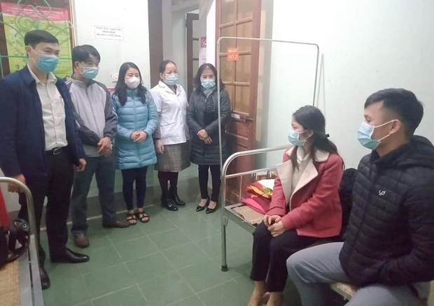 Trở về từ Quảng Ninh, cặp đôi quyết định hoãn đám cưới để cách ly - Ảnh 2. Trở về từ Quảng Ninh, cặp đôi quyết định hoãn đám cưới để cách ly - Ảnh 2.