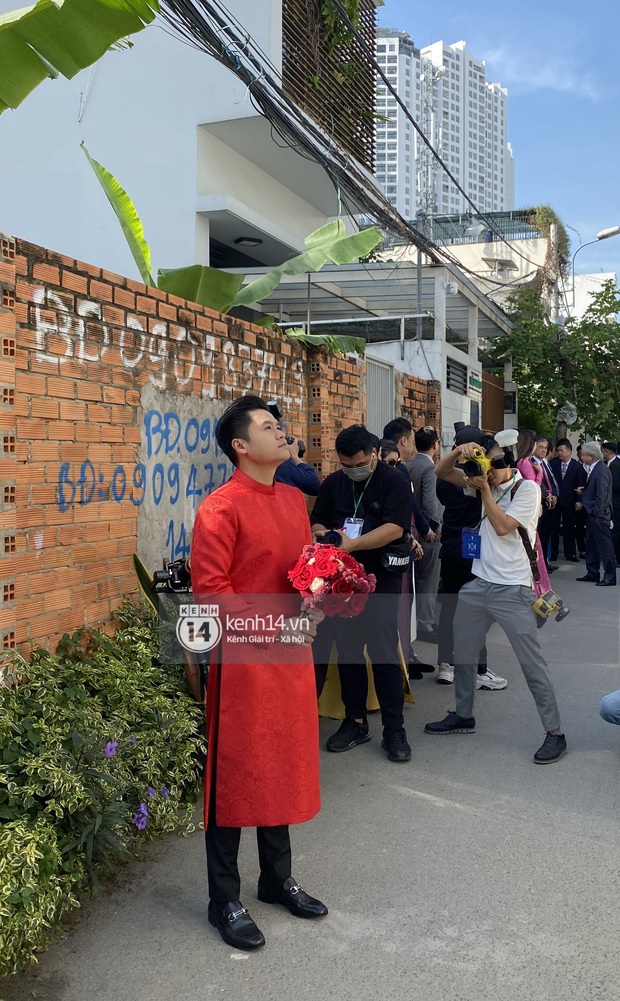 Biểu cảm trái ngược của thiếu gia Phan Thành trước và sau khi rước dâu: Ai lấy vợ rồi mới hiểu! - Ảnh 4. Biểu cảm trái ngược của thiếu gia Phan Thành trước và sau khi rước dâu: Ai lấy vợ rồi mới hiểu! - Ảnh 4.