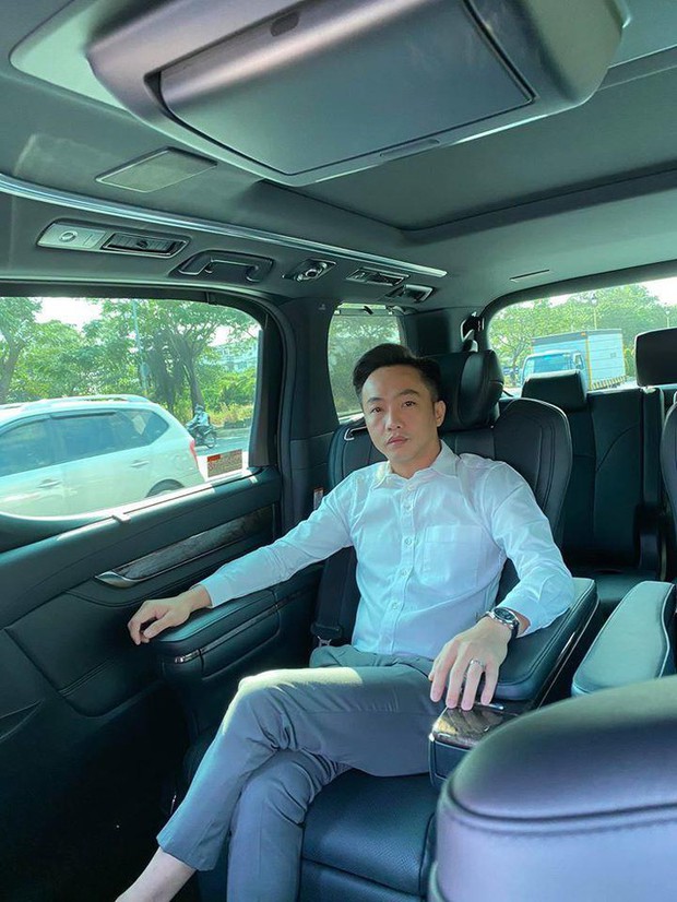 Màn biến hình của Cường Đô La: Từ đại gia chơi siêu xe nức tiếng bẻ lái sang bố bỉm bồng bế con gái không rời - Ảnh 5.