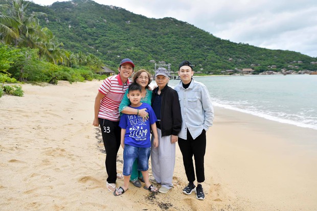 NS Hoài Linh trở lại với nét mặt gây chú ý sau thời gian tiều tuỵ vì NS Chí Tài qua đời, công chúng đồng loạt động viên - Ảnh 6.