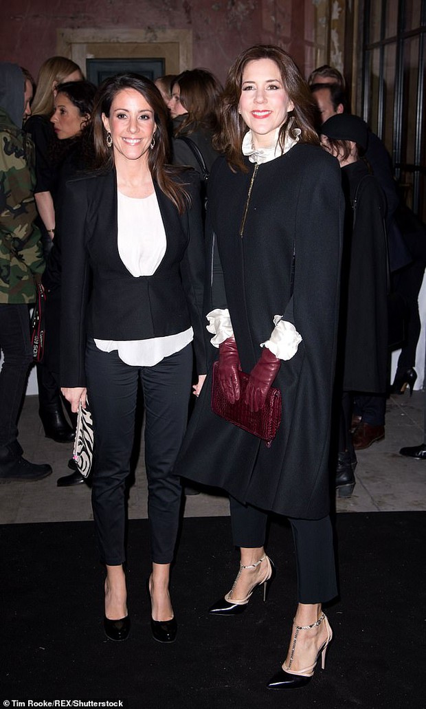 Drama Hoàng gia Đan Mạch: Thái tử phi “dằn mặt” em dâu không thèm kiêng nể, Meghan - Kate vẫn còn chưa căng thẳng bằng - Ảnh 4.