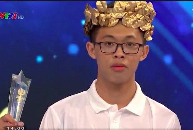 Nam sinh Olympia bắn rap số Pi bằng 3 thứ tiếng - Ảnh 2.