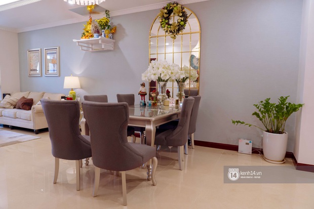 Thăm nhà Táo Y tế Vân Dung: Tiết lộ thứ không thể thiếu trong căn hộ, kể chuyện nhập trạch nhầm nhà cười 3 ngày không hết - Ảnh 7. Thăm nhà Táo Y tế Vân Dung: Tiết lộ thứ không thể thiếu trong căn hộ, kể chuyện nhập trạch nhầm nhà cười 3 ngày không hết - Ảnh 7.