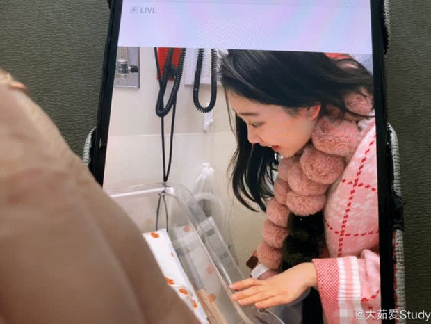 Bạn thân Trương Hằng tiết lộ nhan sắc 2 đứa con của Trịnh Sảng nhờ người đẻ thuê cùng tình cảnh hiện tại - Ảnh 5.