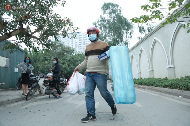 Cả lớp phải cách ly tập trung tại trường vì một học sinh lớp 3 nhiễm Covid-19, cuộc sống bên trong trường của phụ huynh, học sinh ra sao? - Ảnh 4.