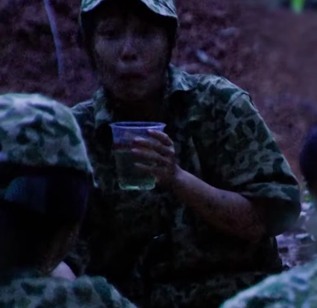 Hậu Hoàng hết “đẩy thuyền” Mũi trưởng Long với Kỳ Duyên lại ghen ra mặt vì Khánh Vân xem Mũi trưởng là mái nhà - Ảnh 4. Hậu Hoàng hết “đẩy thuyền” Mũi trưởng Long với Kỳ Duyên lại ghen ra mặt vì Khánh Vân xem Mũi trưởng là mái nhà - Ảnh 4.