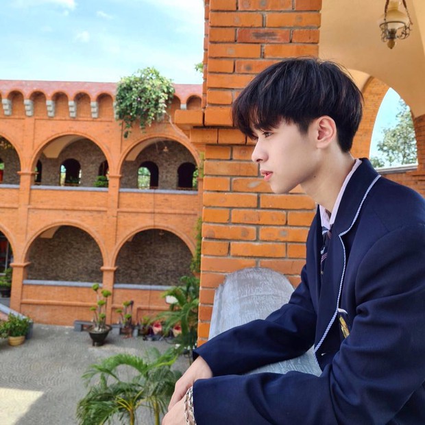 Lại thêm một cậu bạn điển trai xuất hiện trên sóng truyền hình, lọt ngay vào tầm ngắm của hội chị em - Ảnh 4.