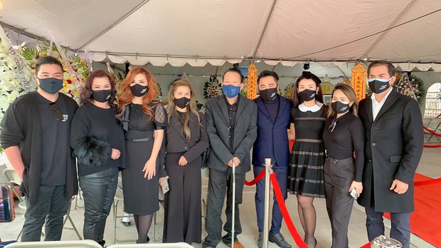 Bà xã NS Chí Tài đến viếng nhạc sĩ Lam Phương: Nói rõ tình hình sức khoẻ hiện tại và chia sẻ đầu tiên sau tang lễ chồng - Ảnh 4.