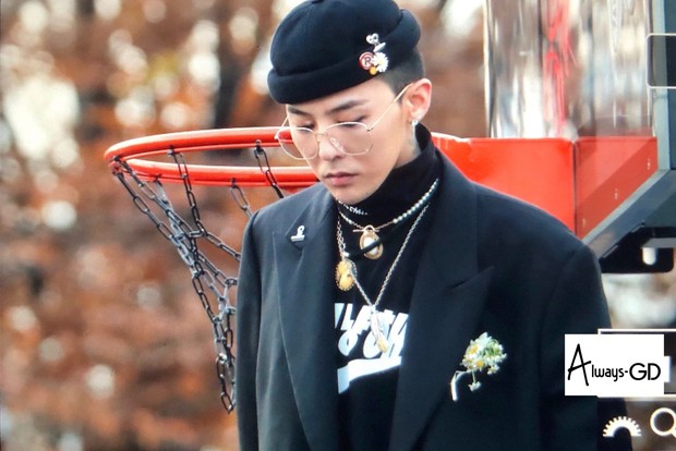 Knet ném đá G-Dragon sau khi đăng ảnh 5 thành viên, BIGBANG không còn đường comeback với đội hình trọn vẹn? - Ảnh 3.