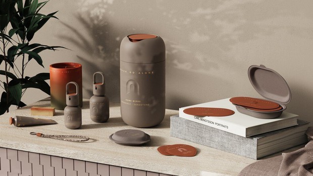 Nga Nguyễn - chị gái bệnh nhân số 17 tại Việt Nam -  quyết định mở thương hiệu bán khẩu trang và nước rửa tay - Ảnh 2.