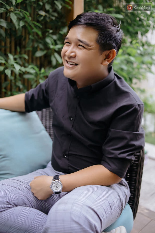 Đạo diễn Võ Thanh Hoà: Tôi muốn xã đoàn ở Chị Mười Ba 2 phải khác, giang hồ Việt Nam hở tí lại cầm gậy gộc đánh nhau thì không thể đi đường dài được! - Ảnh 3. Đạo diễn Võ Thanh Hoà: Tôi muốn xã đoàn ở Chị Mười Ba 2 phải khác, giang hồ Việt Nam hở tí lại cầm gậy gộc đánh nhau thì không thể đi đường dài được! - Ảnh 3.
