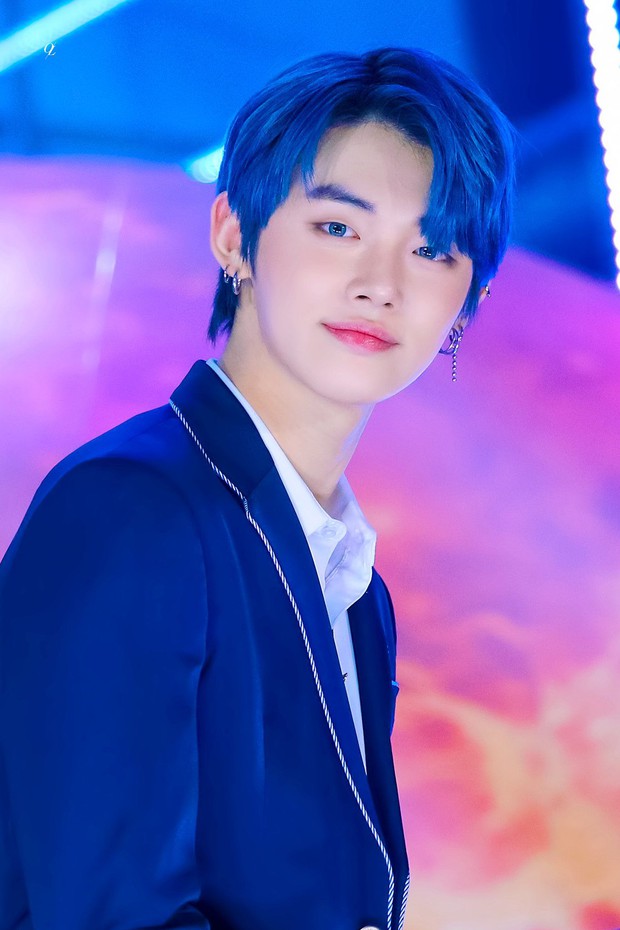 Mắt 2 mí xưa rồi, dàn idol nam mắt 1 mí này đang dẫn đầu xu hướng visual: Toàn nam thần, Jin và V (BTS) đạt đến tầm toàn cầu - Ảnh 17.