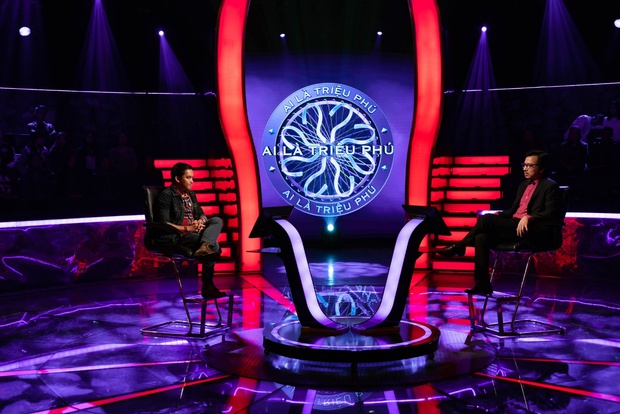 Giáo sư Xoay Đinh Tiến Dũng (MC Ai Là Triệu Phú): Tôi suýt khóc khi thấy đáp án câu 15 của Trần Đặng Đăng Khoa - Ảnh 2.