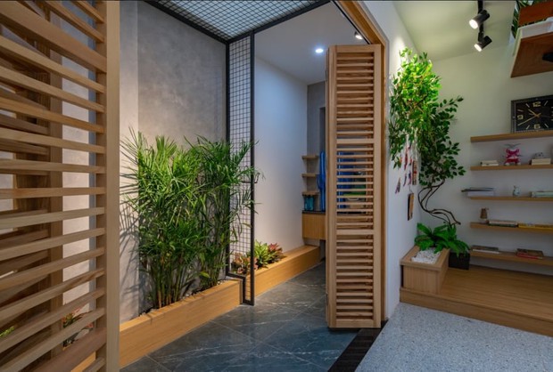 Bán mảnh đất nhỏ và chỉ có trong tay 500 triệu, vợ chồng trẻ vẫn quyết định “chơi lớn” xây nhà 100m2, chi phí hơn 2,5 tỷ - Ảnh 6. Bán mảnh đất nhỏ và chỉ có trong tay 500 triệu, vợ chồng trẻ vẫn quyết định “chơi lớn” xây nhà 100m2, chi phí hơn 2,5 tỷ - Ảnh 6.