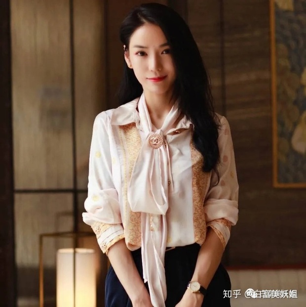 Bóc mẽ gia đình đại gia dỏm từng phá đảo Tiktok: Hàng hiệu pha-ke, siêu xe mượn và cuộc sống sang chảnh giả dối của những kẻ phông bạt - Ảnh 5.