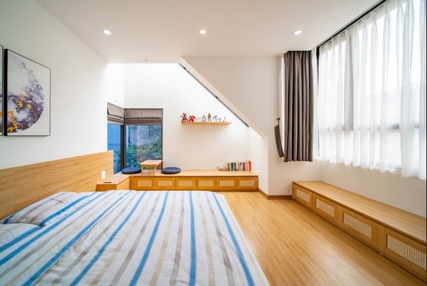 Bán mảnh đất nhỏ và chỉ có trong tay 500 triệu, vợ chồng trẻ vẫn quyết định “chơi lớn” xây nhà 100m2, chi phí hơn 2,5 tỷ - Ảnh 13. Bán mảnh đất nhỏ và chỉ có trong tay 500 triệu, vợ chồng trẻ vẫn quyết định “chơi lớn” xây nhà 100m2, chi phí hơn 2,5 tỷ - Ảnh 13.