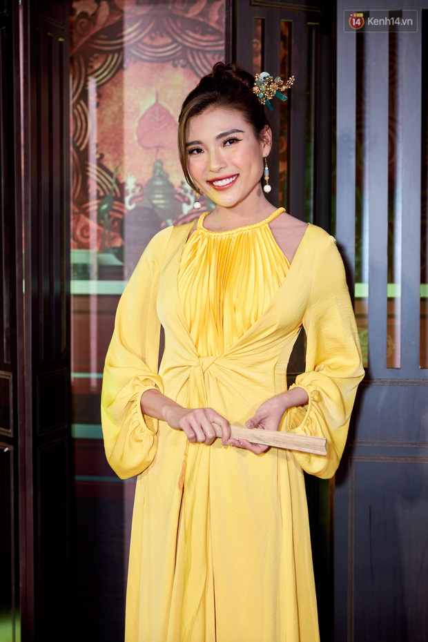 Tăng Thanh Hà, Phillip - Linh Rin và hội bạn thân showbiz đổ bộ thảm đỏ Cậu Vàng ủng hộ cho Băng Di - Ảnh 22.