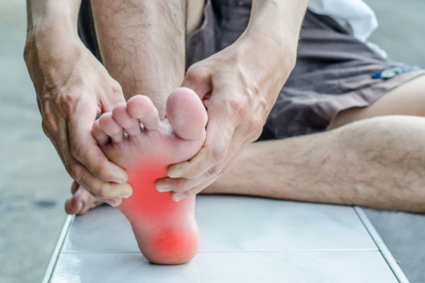 3 đặc điểm ở bàn chân giúp nam giới nhận biết mình có nằm trong nhóm sống thọ hay không - Ảnh 1.