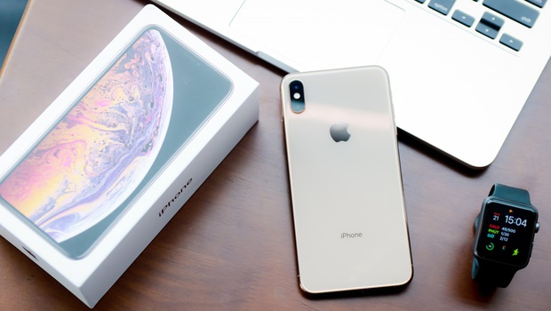 Có nên mua iPhone XS/ XS Max? - Ảnh 1.