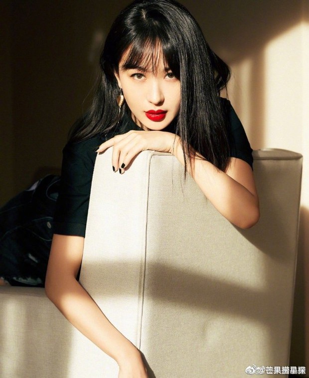 Nhà đài xoá 100% cảnh Huỳnh Hiểu Minh tái ngộ tình cũ, hoá ra Lý Phi Nhi lôi cả Triệu Vy vào drama với Angela Baby? - Ảnh 4.