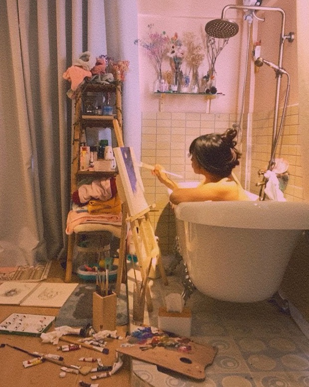 Khánh Vân đáp trả khi bị dân tình chê nhà “lộn xộn, bừa bộn”, tiết lộ lí do không ở nơi sang chảnh - Ảnh 5.