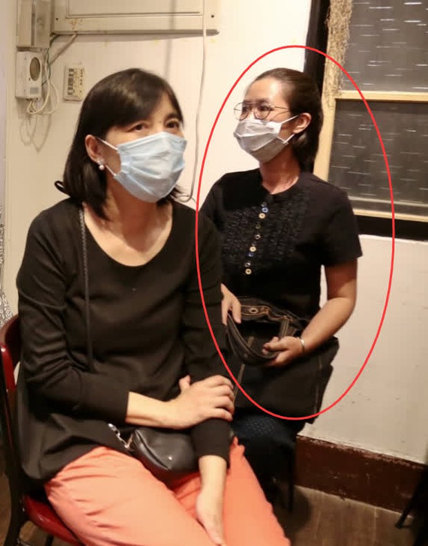 Xôn xao thông tin cặp đôi ông cháu ồn ào một thời đã bí mật kết hôn, bạn gái kém 40 tuổi còn đang mang thai - Ảnh 3. Xôn xao thông tin cặp đôi ông cháu ồn ào một thời đã bí mật kết hôn, bạn gái kém 40 tuổi còn đang mang thai - Ảnh 3.