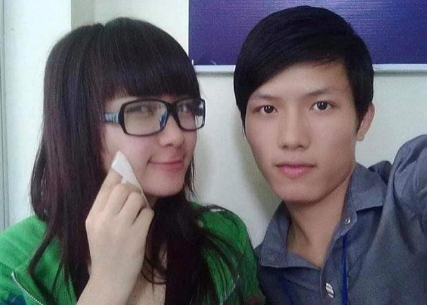 Hòa Minzy khoe nhan sắc 10 năm trước cùng Anh Tú, không quên cà khịa đôi chân mày của ông anh thân thiết - Ảnh 1. Hòa Minzy khoe nhan sắc 10 năm trước cùng Anh Tú, không quên cà khịa đôi chân mày của ông anh thân thiết - Ảnh 1.