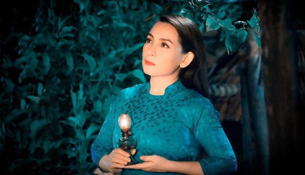 Từng gây sốc khi tố Phi Nhung hét giá cát xê tại chùa, Lưu Chấn Long: Dù đúng dù sai em vẫn nợ chị 1 lời xin lỗi - Ảnh 4. Từng gây sốc khi tố Phi Nhung hét giá cát xê tại chùa, Lưu Chấn Long: Dù đúng dù sai em vẫn nợ chị 1 lời xin lỗi - Ảnh 4.