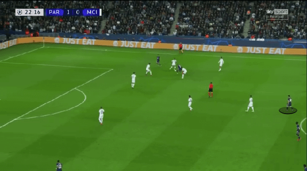 Messi toả sáng, nhưng hiểm họa tiềm ẩn từ cầu thủ này có thể khiến PSG trả giá - Ảnh 4. Messi toả sáng, nhưng hiểm họa tiềm ẩn từ cầu thủ này có thể khiến PSG trả giá - Ảnh 4.