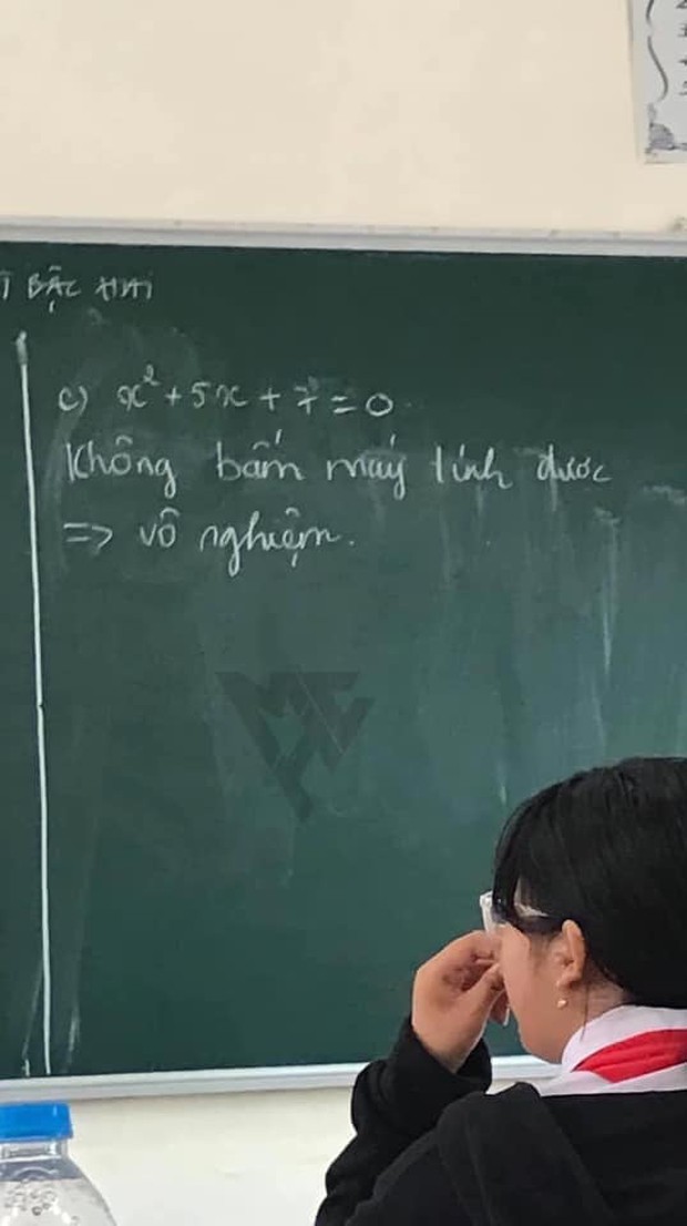 Giáo viên yêu cầu giải bài Toán cơ bản, học trò cợt nhả ghi một dòng xem xong chỉ muốn cho 0 điểm - Ảnh 1. Giáo viên yêu cầu giải bài Toán cơ bản, học trò cợt nhả ghi một dòng xem xong chỉ muốn cho 0 điểm - Ảnh 1.