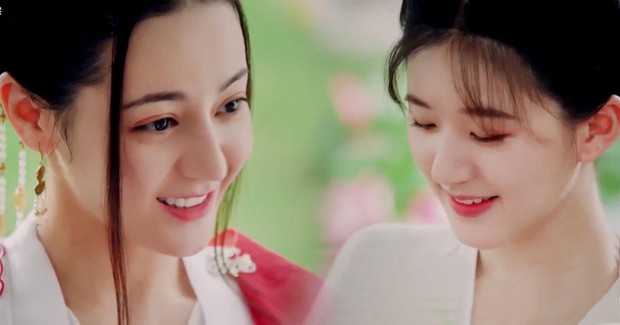 4 cặp chị em bị ép yêu nhau, mặc kệ nam chính ở phim Trung: Trùm cuối lộ hint rành rành, tụi tui thích lắm biết không? - Ảnh 1. 4 cặp chị em bị ép yêu nhau, mặc kệ nam chính ở phim Trung: Trùm cuối lộ hint rành rành, tụi tui thích lắm biết không? - Ảnh 1.