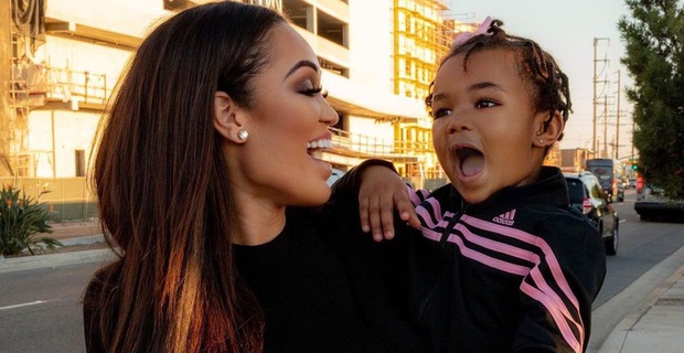 Máy knock-out Deontay Wilder và câu chuyện tình lãng mạn khởi nguồn từ cuộc gặp tại sân bay - Ảnh 3.