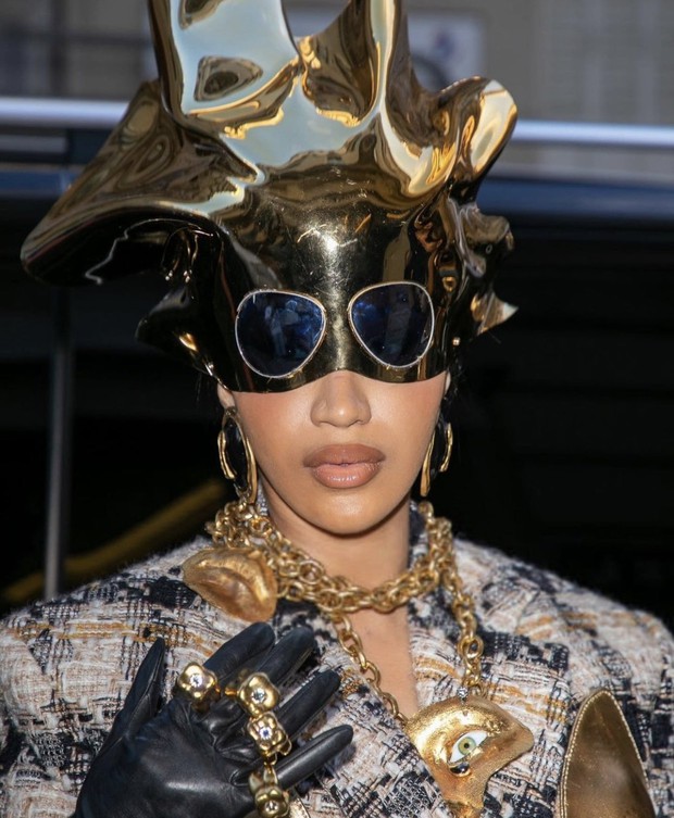 NSND Cardi B làm minh chứng cho sự nổi tiếng toàn cầu của Squid Game: Cover đoạn nhạc nở hoa đẫm máu mà không ai sợ, chỉ muốn cười - Ảnh 5. NSND Cardi B làm minh chứng cho sự nổi tiếng toàn cầu của Squid Game: Cover đoạn nhạc nở hoa đẫm máu mà không ai sợ, chỉ muốn cười - Ảnh 5.