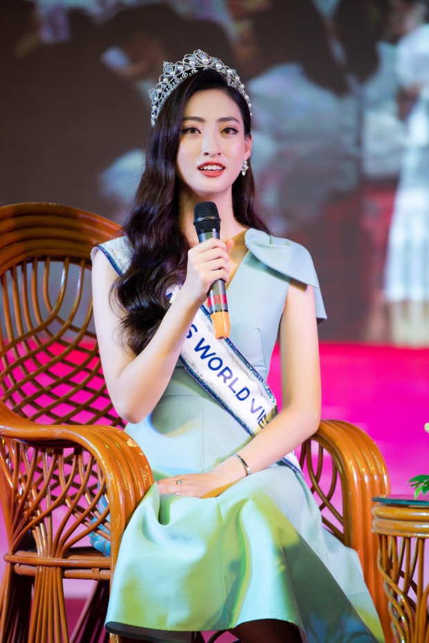 Được fan hỏi xin địa chỉ luyện thi IELTS, Lương Thùy Linh giải đáp tỉ mỉ, nghe là biết chăm học cỡ nào! - Ảnh 2. Được fan hỏi xin địa chỉ luyện thi IELTS, Lương Thùy Linh giải đáp tỉ mỉ, nghe là biết chăm học cỡ nào! - Ảnh 2.