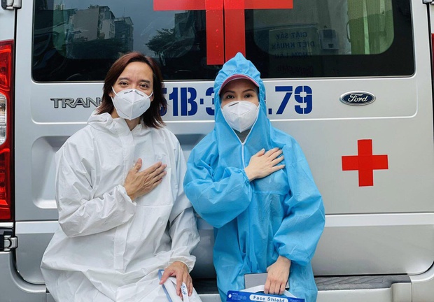 Cuộc chiến giữa bà Phương Hằng với showbiz Việt: Loạt sao hạng A bị réo tên, công an vào cuộc, liệu đã đến hồi kết? - Ảnh 24. Cuộc chiến giữa bà Phương Hằng với showbiz Việt: Loạt sao hạng A bị réo tên, công an vào cuộc, liệu đã đến hồi kết? - Ảnh 24.