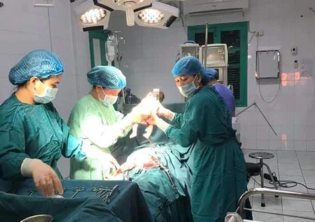 Thông tin bất ngờ vụ bé gái 11 tuổi sinh con bằng phương pháp mổ lấy thai ở Quảng Trị - Ảnh 1. Thông tin bất ngờ vụ bé gái 11 tuổi sinh con bằng phương pháp mổ lấy thai ở Quảng Trị - Ảnh 1.