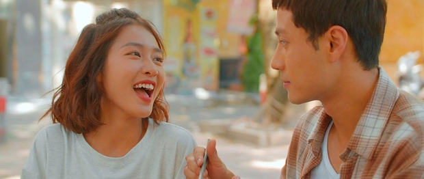 Rating 11 Tháng 5 Ngày thống trị truyền hình Việt, Hương Vị Tình Thân top 4 phải ngậm ngùi ngửi khói - Ảnh 2. Rating 11 Tháng 5 Ngày thống trị truyền hình Việt, Hương Vị Tình Thân top 4 phải ngậm ngùi ngửi khói - Ảnh 2.