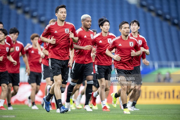 Link xem trực tiếp Nhật Bản vs Australia: Gã khổng lồ lại sa cơ, báo tin vui cho Việt Nam? - Ảnh 1. Link xem trực tiếp Nhật Bản vs Australia: Gã khổng lồ lại sa cơ, báo tin vui cho Việt Nam? - Ảnh 1.