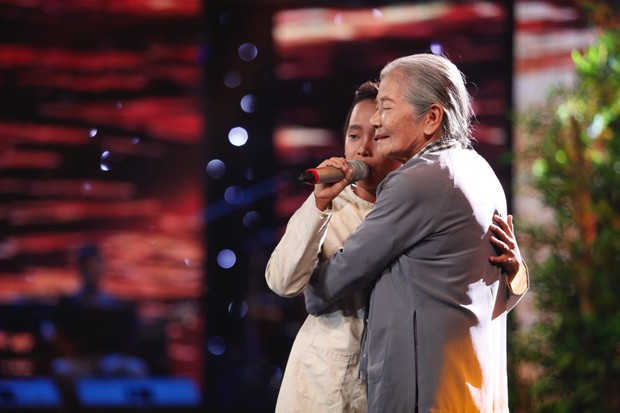 Hồ Văn Cường - hiện tượng Vietnam Idol Kids: Đứng nhất tất cả các tuần, chiến thắng với tỉ lệ áp đảo gần 60%! - Ảnh 10. Hồ Văn Cường - hiện tượng Vietnam Idol Kids: Đứng nhất tất cả các tuần, chiến thắng với tỉ lệ áp đảo gần 60%! - Ảnh 10.