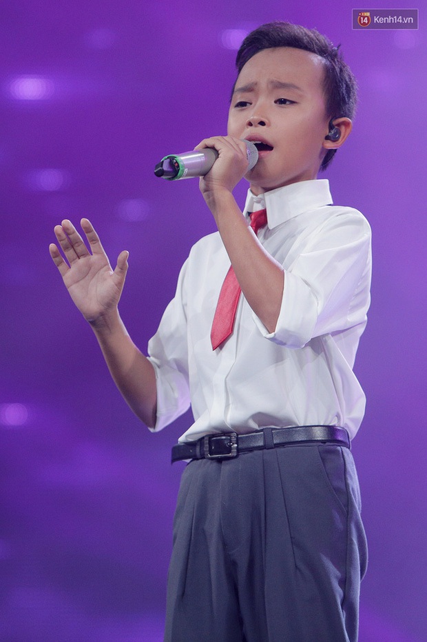 Hồ Văn Cường - hiện tượng Vietnam Idol Kids: Đứng nhất tất cả các tuần, chiến thắng với tỉ lệ áp đảo gần 60%! - Ảnh 6. Hồ Văn Cường - hiện tượng Vietnam Idol Kids: Đứng nhất tất cả các tuần, chiến thắng với tỉ lệ áp đảo gần 60%! - Ảnh 6.