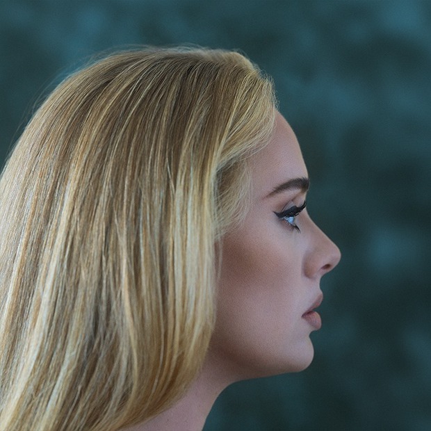 Adele tung bìa album đơn giản quá khiến fan than trời: Chị có thể make it complicated hơn được khum? - Ảnh 1. Adele tung bìa album đơn giản quá khiến fan than trời: Chị có thể make it complicated hơn được khum? - Ảnh 1.