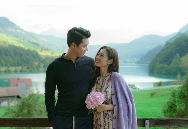 Son Ye Jin tiết lộ bom tấn với Hyun Bin lẽ ra kết thúc bi kịch, tại anh chị tình cảm quá nên được sửa kịch bản luôn - Ảnh 8.