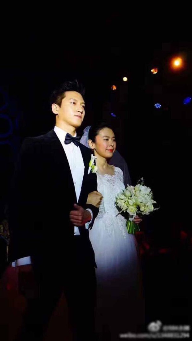 Bị sa thải chỉ vì đẹp trai hơn Huỳnh Hiểu Minh, cuộc sống của vệ sĩ soái nhất Cbiz có bước ngoặt bất ngờ - Ảnh 5. Bị sa thải chỉ vì đẹp trai hơn Huỳnh Hiểu Minh, cuộc sống của vệ sĩ soái nhất Cbiz có bước ngoặt bất ngờ - Ảnh 5.